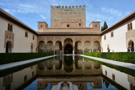 Images of Alhambra: The mirror-like pond of the Court of the Myrtles (Patio de los Arrayanes). Photo by Eduardo Libby