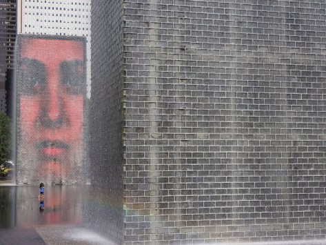 Fountain at Millenium Park